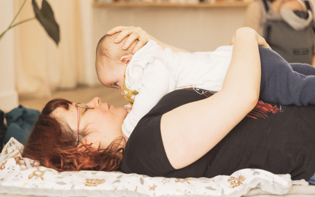 10 bonnes raisons de faire une séance photo maman et bébé à la maison