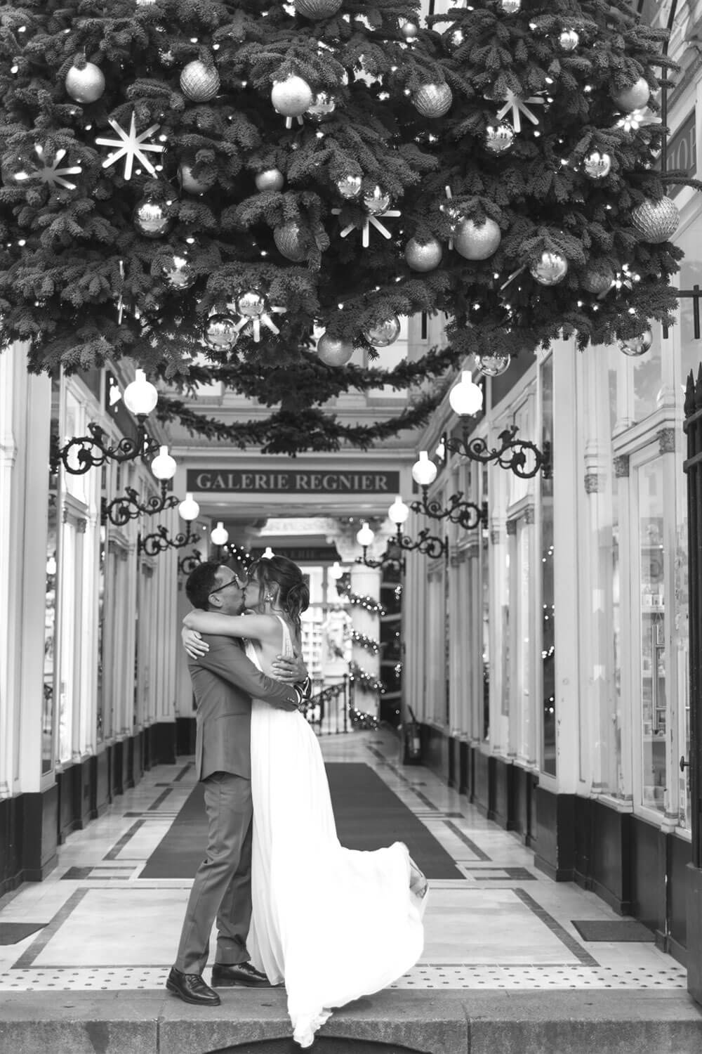 Séance photo couple haut de gamme pour anniversaire de mariage à Nantes